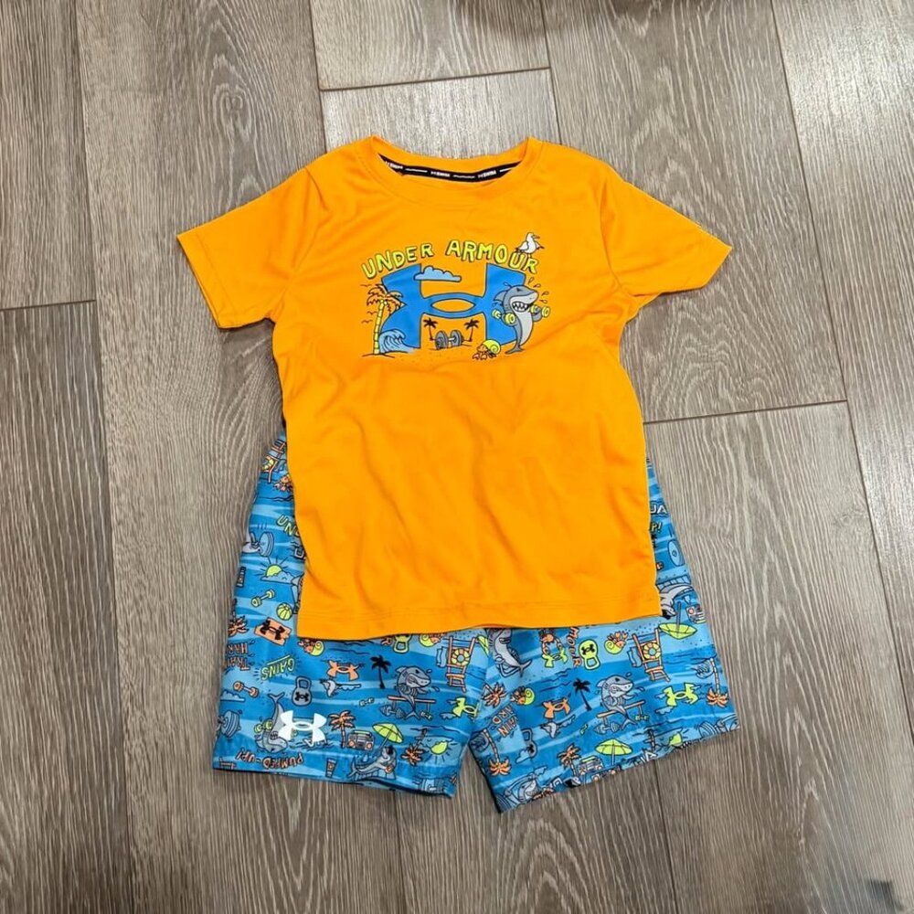 Boys' Under Armour Lot-5/XS
